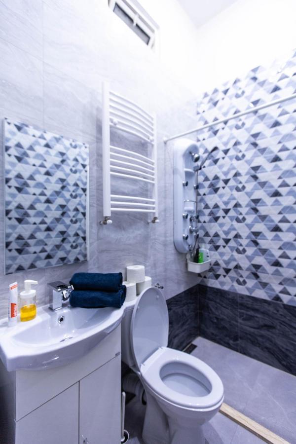 Harmony Residency - 4 Bedrooms Budapest Extérieur photo